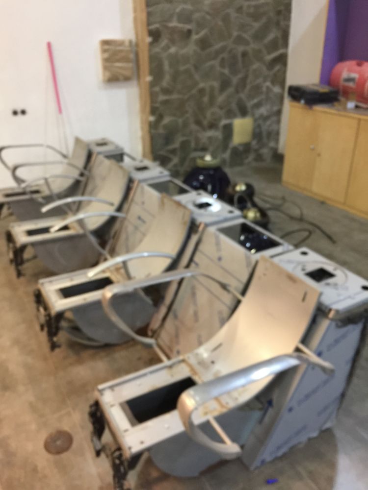 Instalación de sillas de lavado